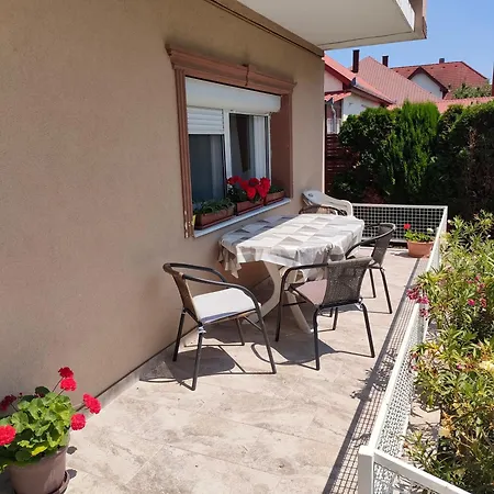Szente Vendeghaz Apartment Keszthely